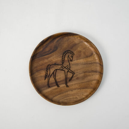 Figürlü Ahşap Tabak – Akasya – Büyük Boy